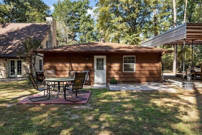 Building Photo - 2018 FM 1486 Rd