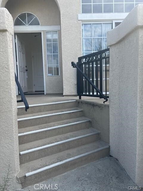 Foto del edificio - 2300 Maple Ave