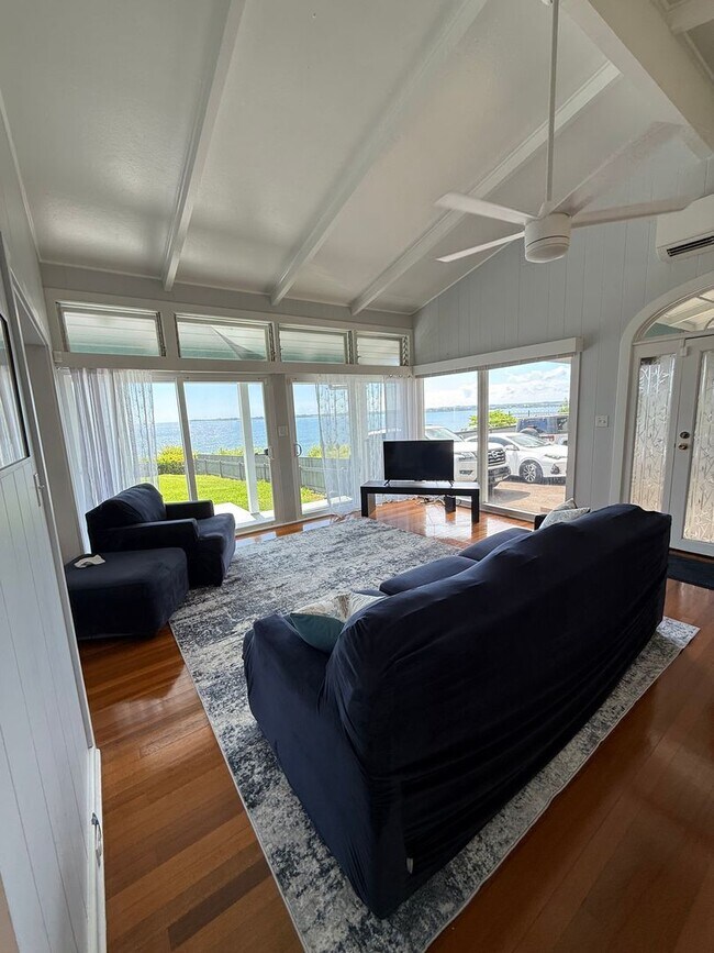 Foto del edificio - Honolii Fully Furnished Residence