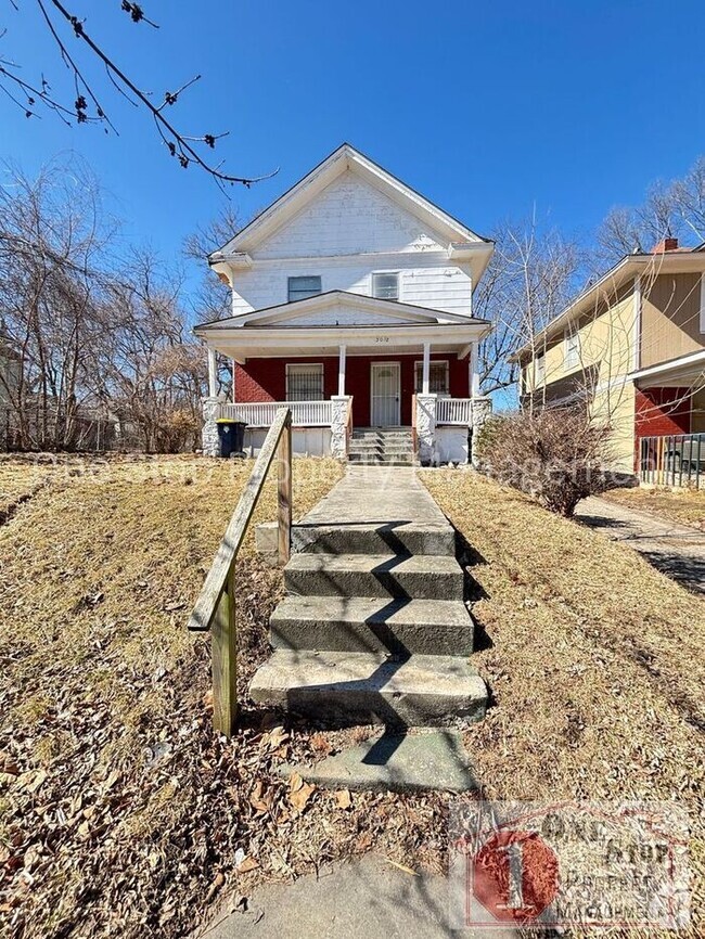 Building Photo - 3018 Park Ave