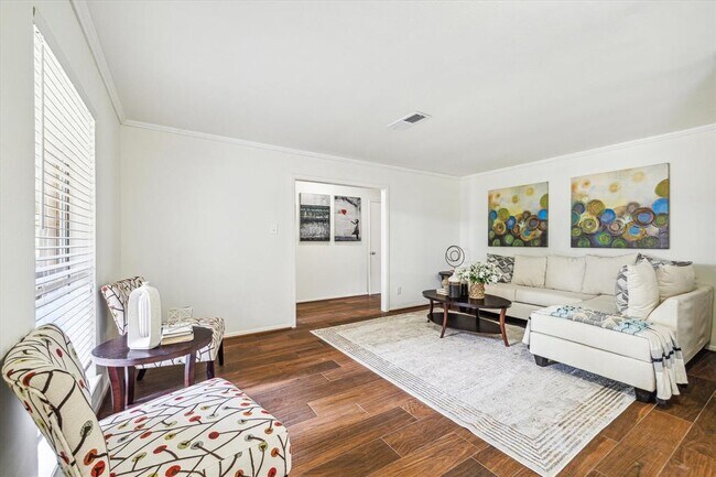 Foto del edificio - 5939 Rutherglenn Dr