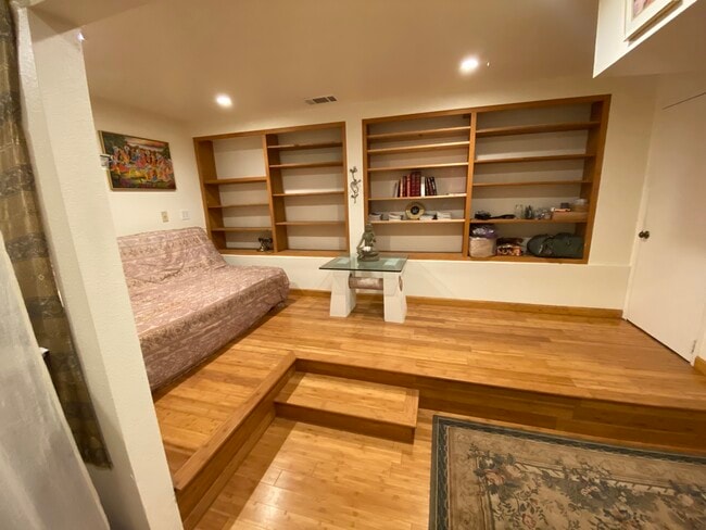 Foto del edificio - 20840 Elfin Forest Rd