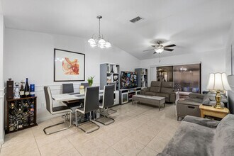 Building Photo - 5309 SW 138th Pl