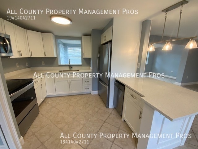 Building Photo - 5425 San Jose Dr