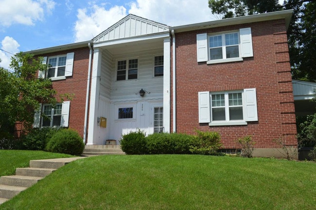 Building Photo - 885 Zan Ct