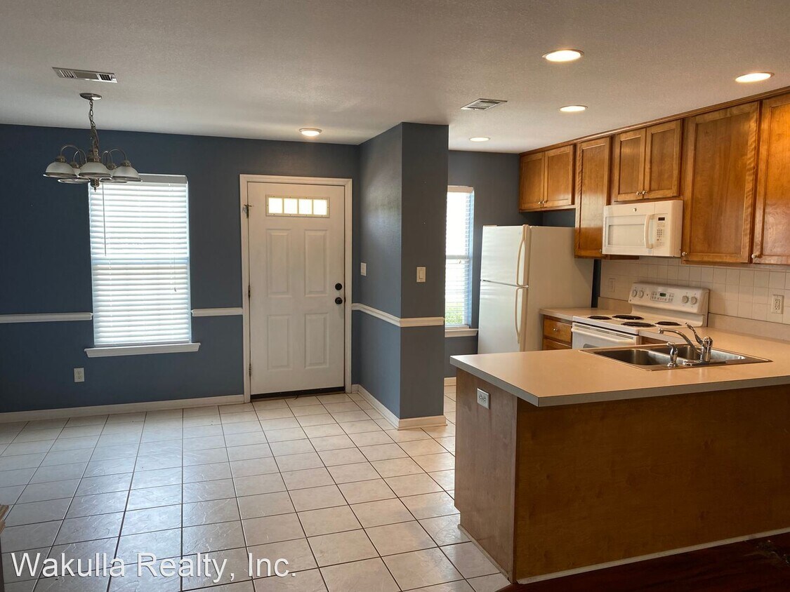 Foto del edificio - 2 br, 2.5 bath House - 12A Old Courthouse Way