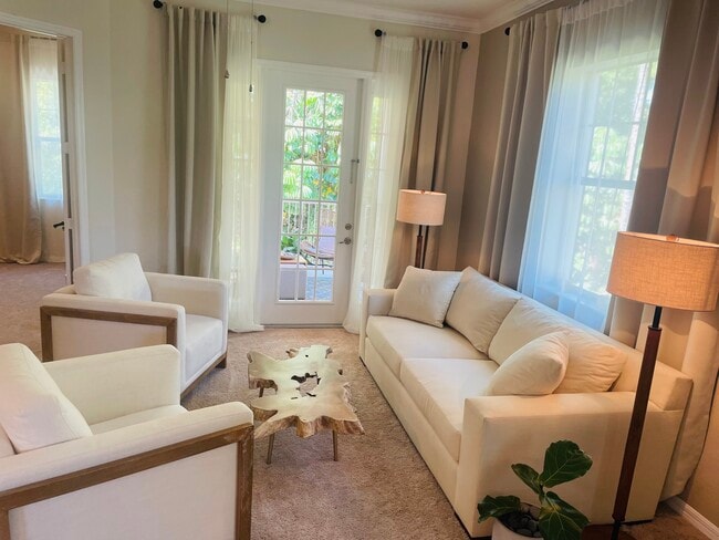 Building Photo - 1020 Peggy Cir