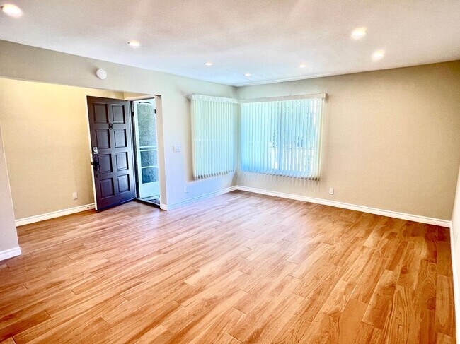 Foto del edificio - 1144 Stonewall Cir