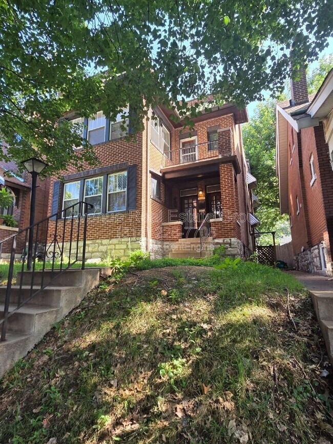 Foto del edificio - 4956 Holly Hills Ave