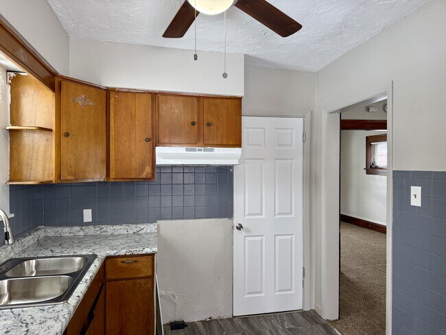 Foto del edificio - 1182 5th Ave