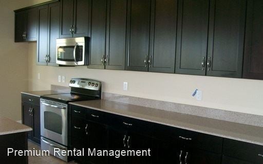 Building Photo - 3 br, 2.5 bath House - 11507 Wakeworth St