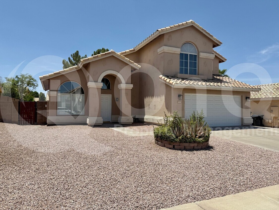 Foto principal - 6321 E Roland St