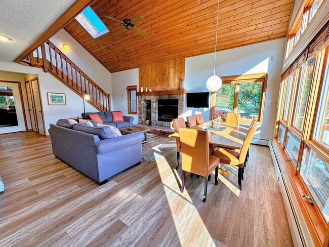 Foto del edificio - 35 Appleby Close