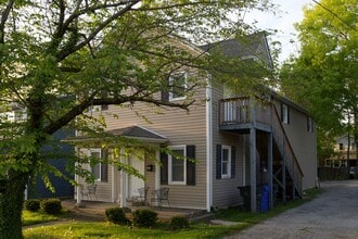Building Photo - 205 Waller Ave