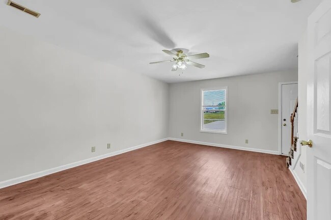 Foto del edificio - 500 Patriot Park Ct