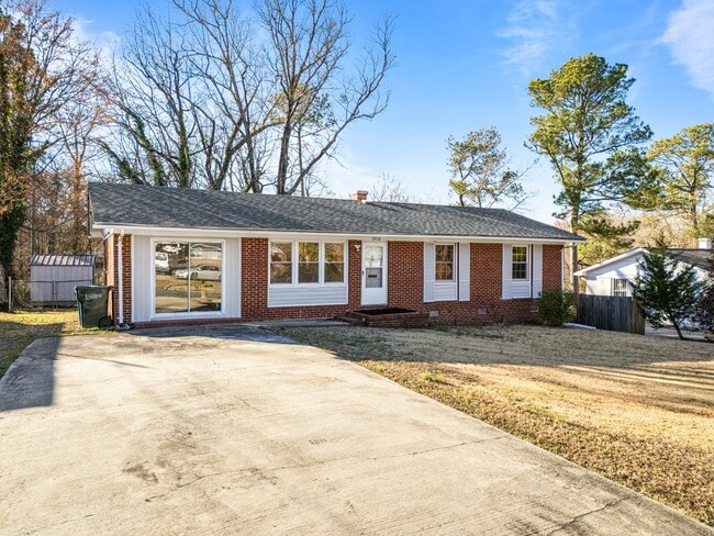 Foto del edificio - 2910 Kanewood Dr