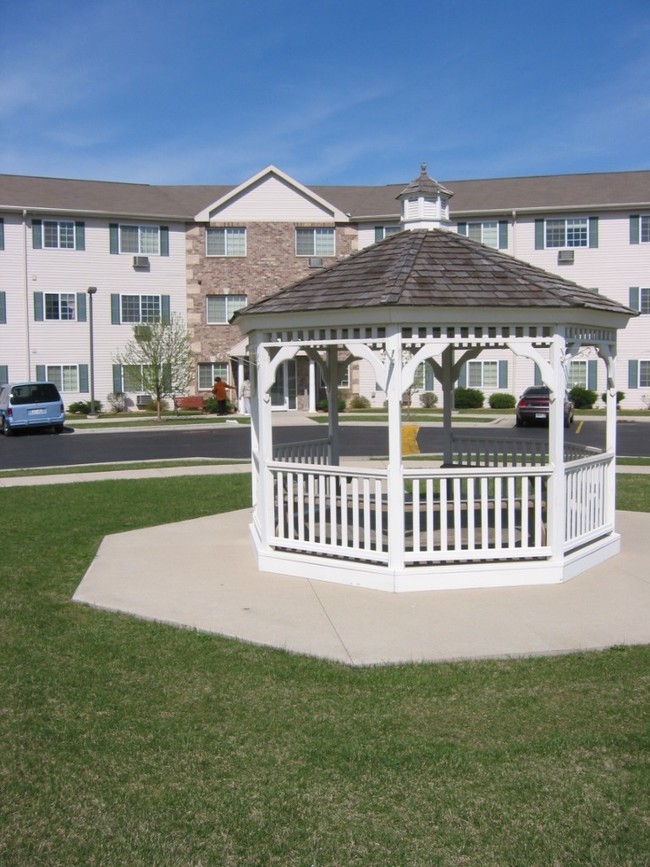 Foto del edificio - Aspenwood Glen Senior Apartments