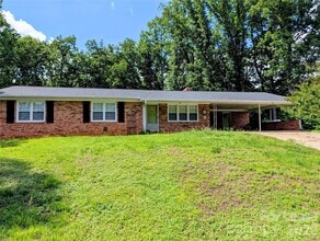 Building Photo - 105 Ridgewood Ln