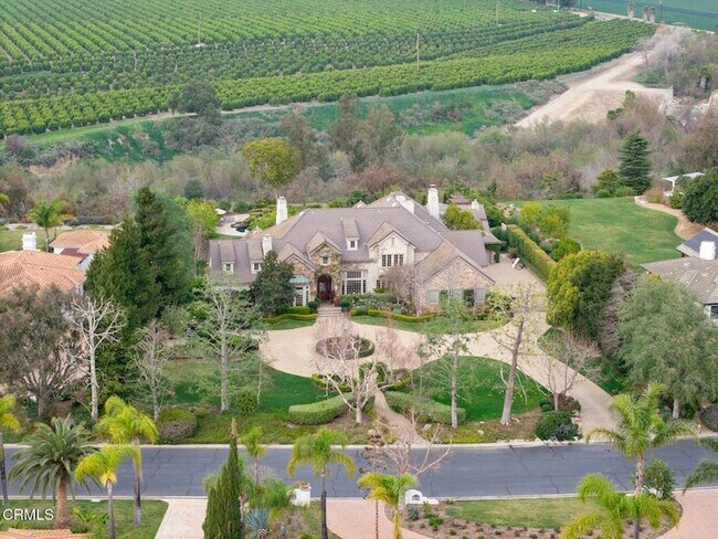 Foto del edificio - 3243 Calle De Debesa