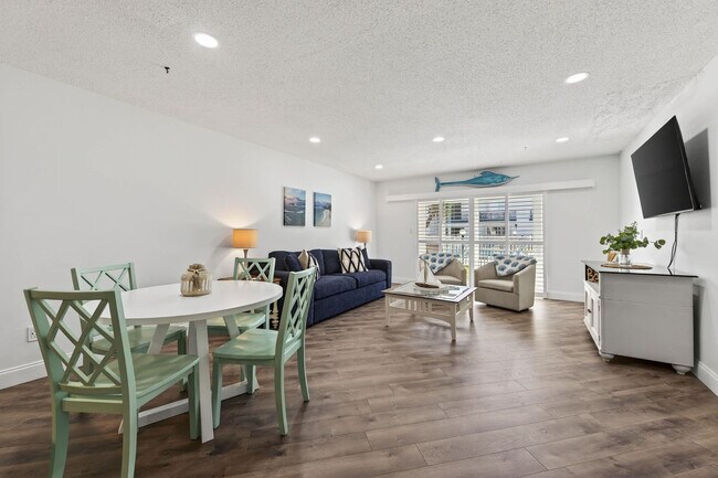 Building Photo - 2750 Ocean Shore Blvd