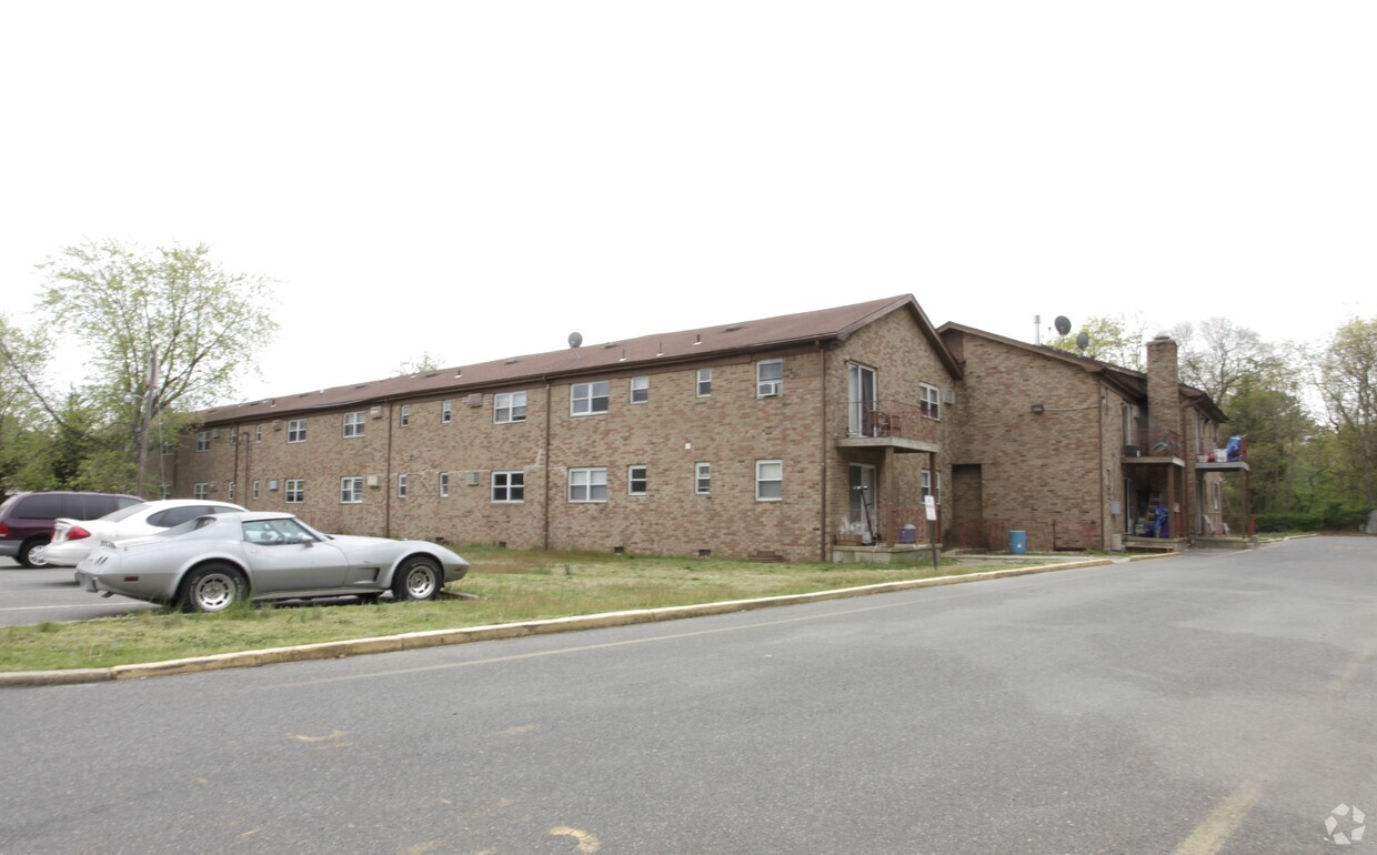 Foto del edificio - Driftwood Arms Apartments
