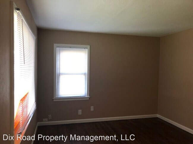 Foto del edificio - 3 br, 1 bath House - 1925 Highland Street,