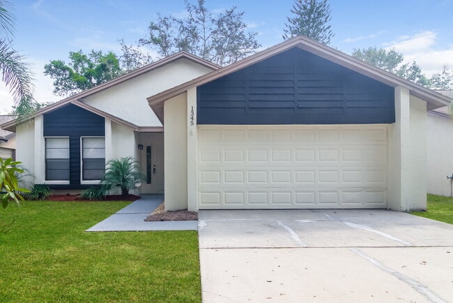 Building Photo - 1345 Bridlebrook Dr