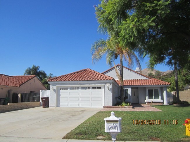 Building Photo - 3 br, 2 bath House - 23265 WOOD PECKER PATH