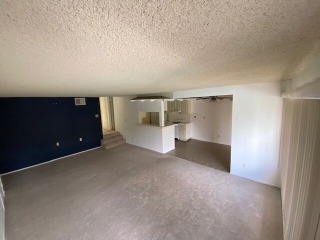 Primary Photo - 9036 Duarte Rd