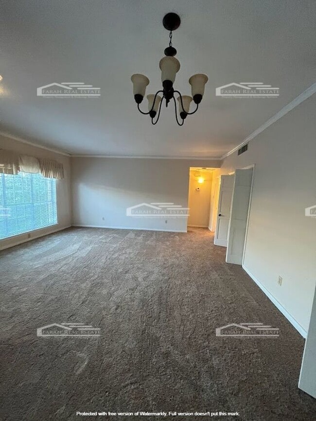 Building Photo - 4407 Bellaire Dr S