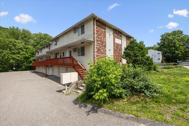 Building Photo - 114 Bucks Hl Rd