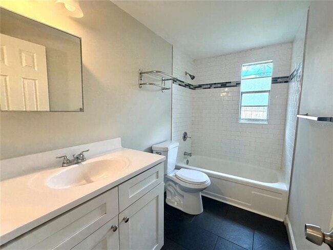 Building Photo - 10022 E Wilder Ave