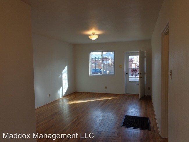 Foto del edificio - 1200 Park Ave SW