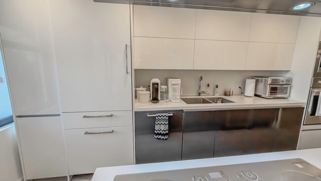 Building Photo - 9801 Collins Ave