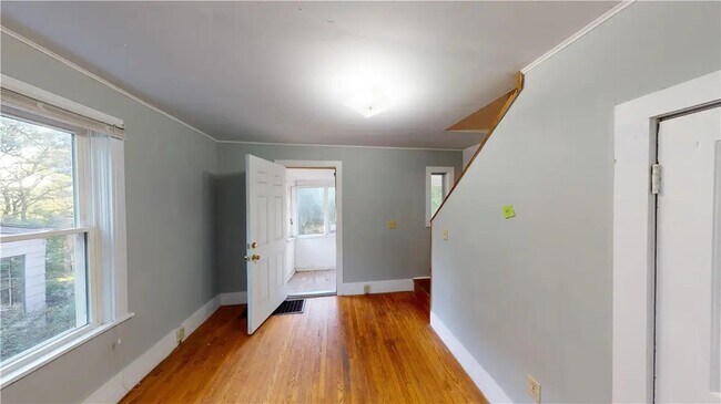 Foto del edificio - 317 Hillview Pl