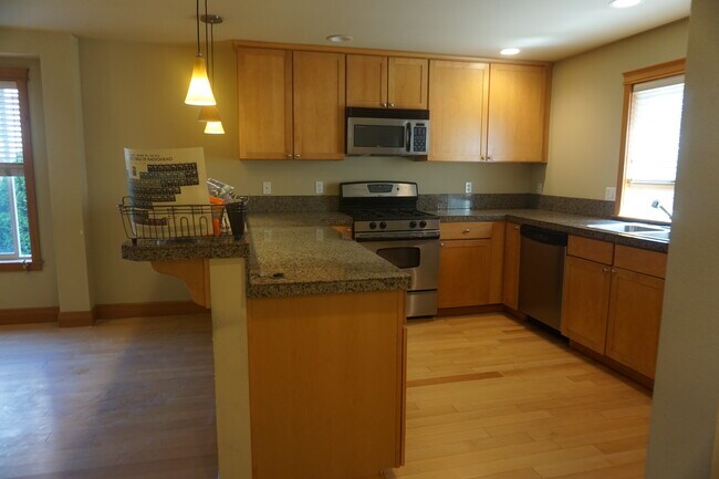 Foto del edificio - 6724 14th Ave NW