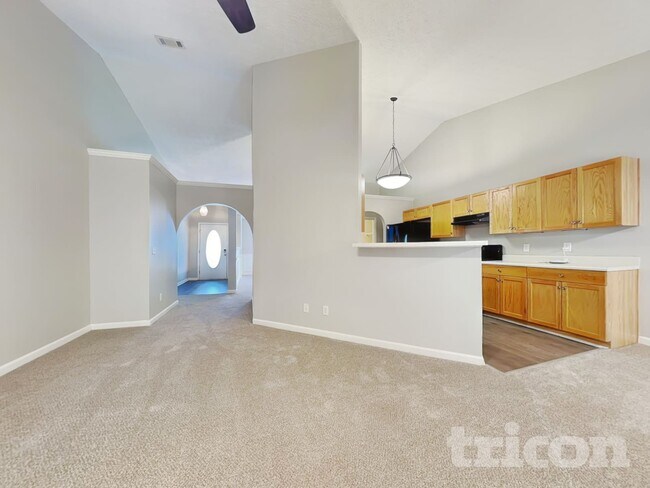 Foto del edificio - 96 Covington Dr