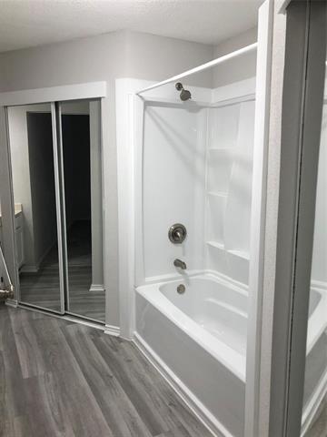 Foto del edificio - 1088 W Hills Terrace