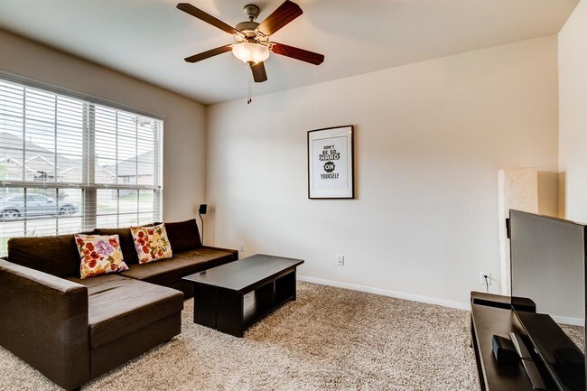 Foto del edificio - 1510 Holly Chase Ct