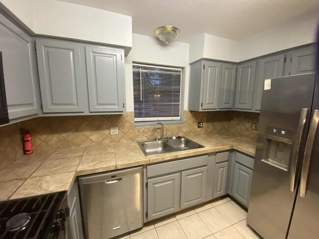 Foto del edificio - 17626 Telegraph Creek Dr