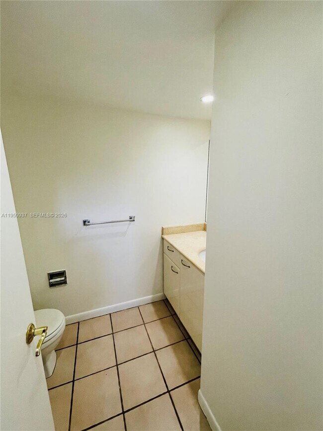 Building Photo - 6425 SW 116th Pl