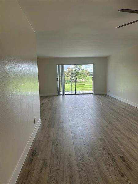 Foto del edificio - 8205 NW 61st St