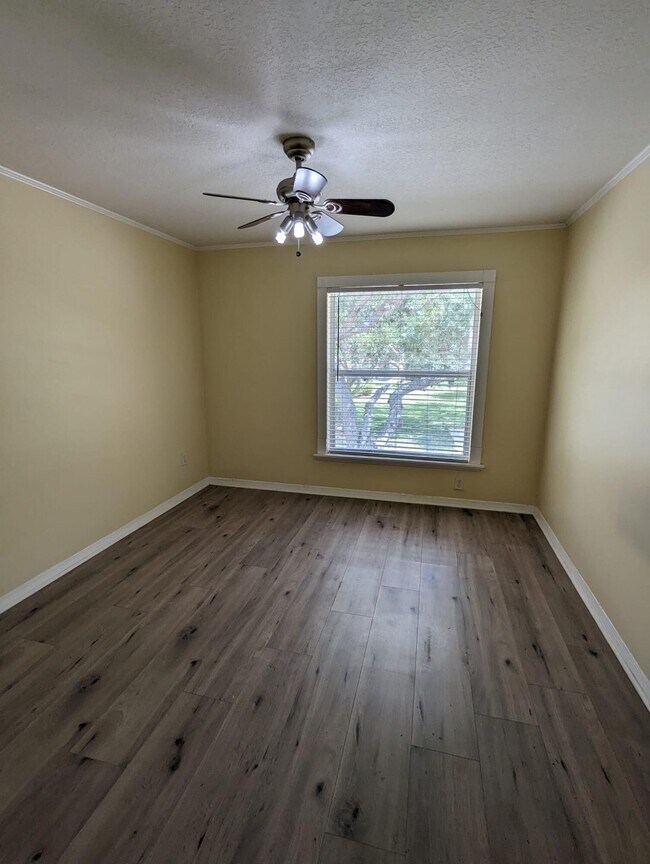 Foto del edificio - 129 Wakulla Springs Way