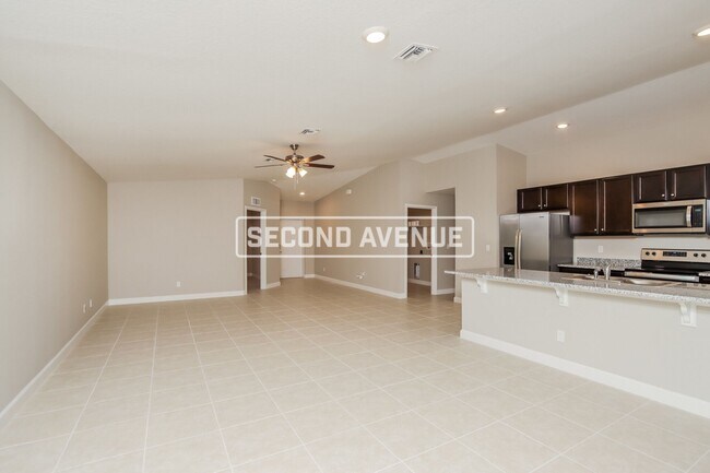 Foto del edificio - 748 Geddes St SW