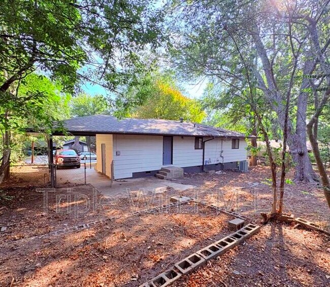 Building Photo - 76 S Meadowcliff Dr