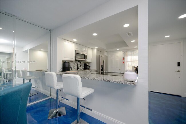 Foto del edificio - 1551 NE Miami Gardens Dr