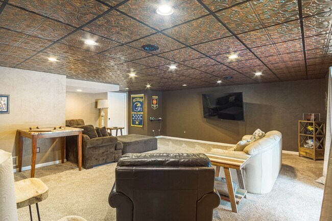 Foto del edificio - 9441 York Woods Dr