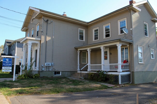 Building Photo - 34 Fair St