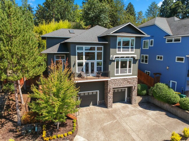 Building Photo - 7068 SW Valenta Ct