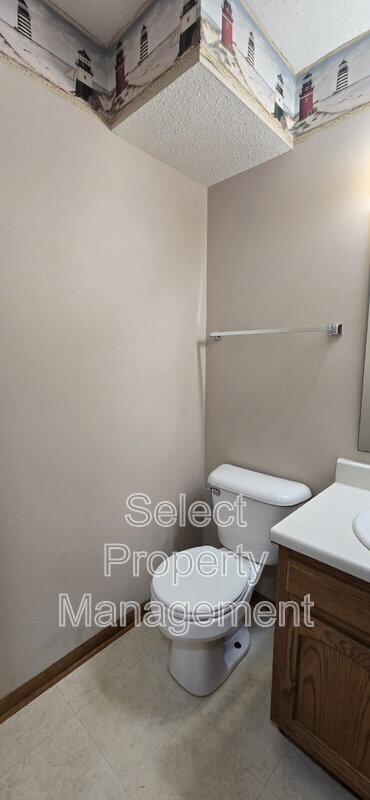 Foto del edificio - 3120 Pinoak Ct